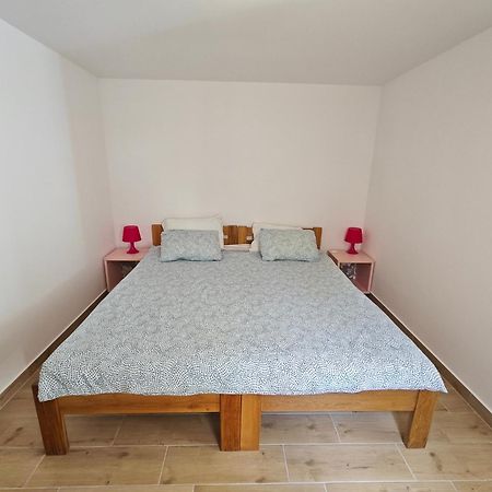 Apartments By The Sea Veli Losinj, Losinj - 8031 ภายนอก รูปภาพ