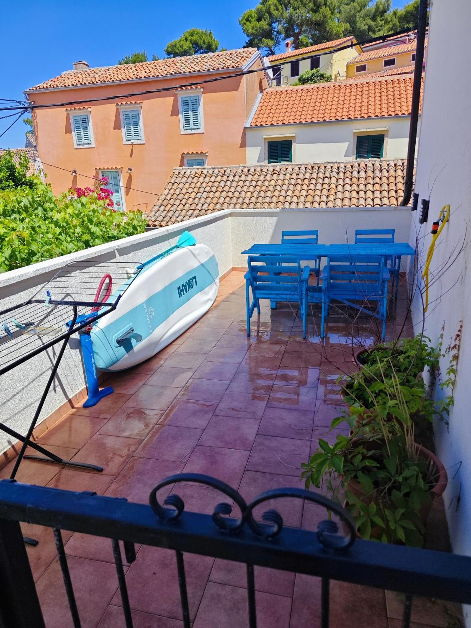 Apartments By The Sea Veli Losinj, Losinj - 8031 ภายนอก รูปภาพ